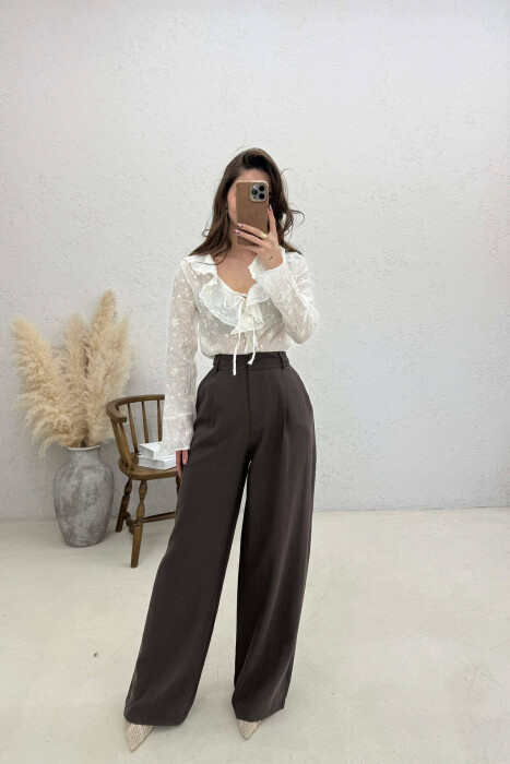 PANTALONA TE GJERA NJE NGJYRESHE PER FEMRA NE NGJYRE KAFE - 2