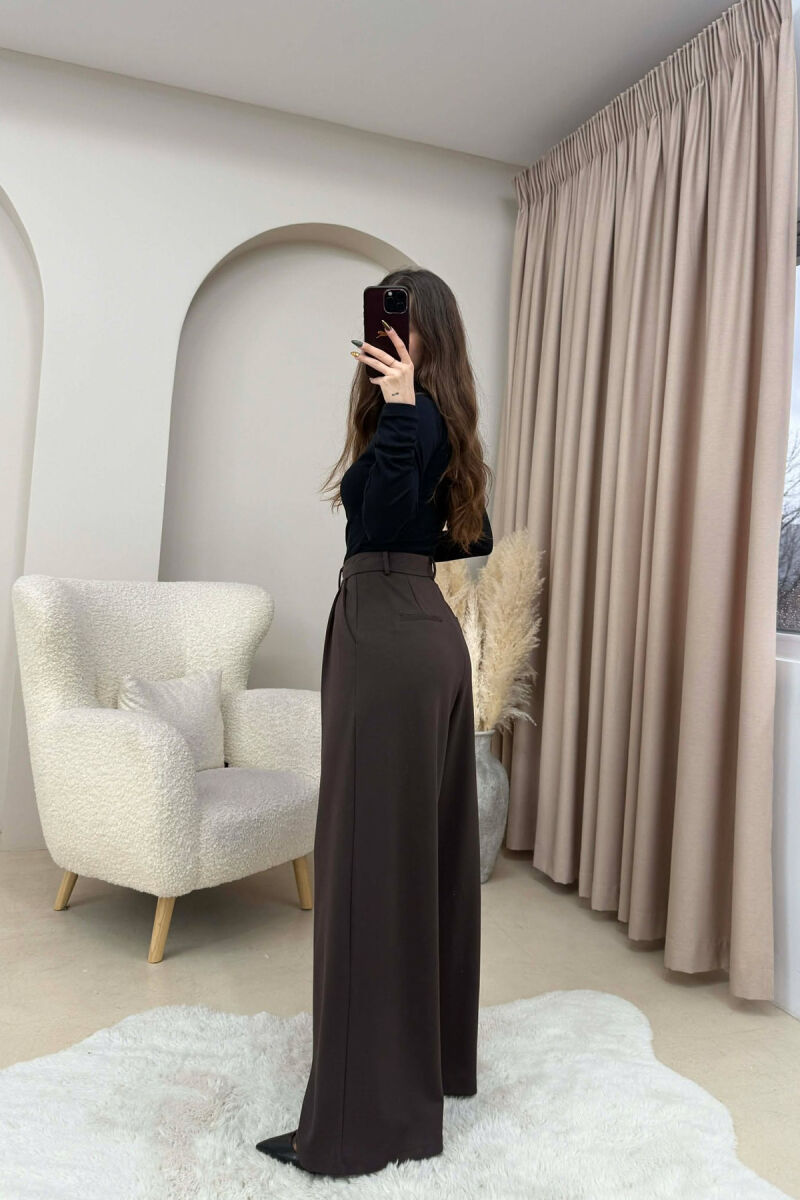 PANTALLONA TE GJERA NJE NGJYRESHE PER FEMRA NE NGJYRE KAFE - 3