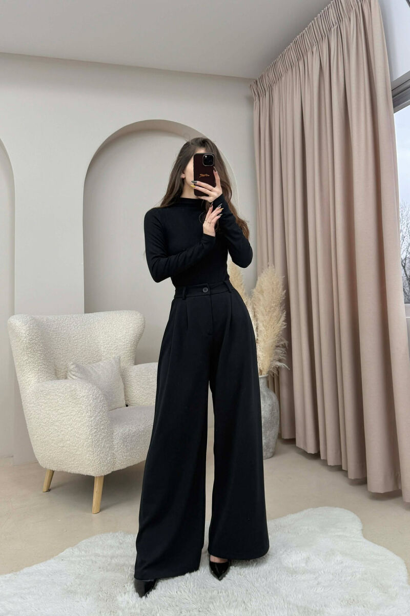 PANTALLONA TE GJERA NJE NGJYRESHE PER FEMRA NE NGJYRE TE ZEZE - 2