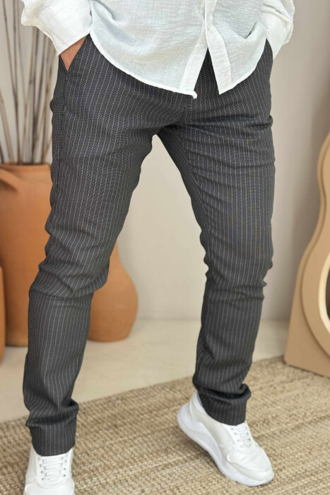 PANTALLONA TË THJESHTA ME DIZAJNIN E VIJAVE PËR MESHKUJ NË NGJYRËN KAFE - 3