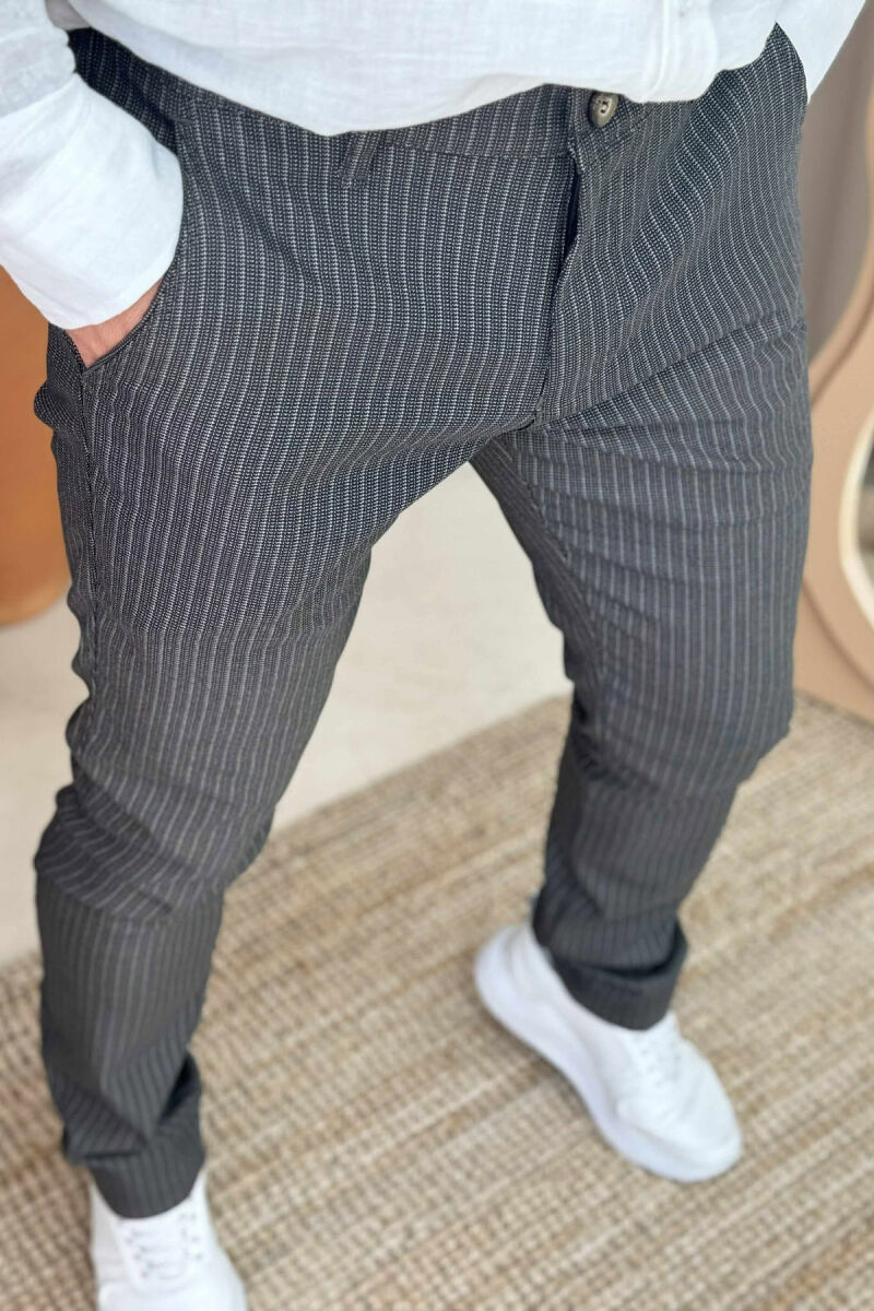 PANTALLONA TË THJESHTA ME DIZAJNIN E VIJAVE PËR MESHKUJ NË NGJYRËN KAFE - 4