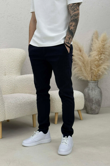 PANTALLONA TE THJESHTA PER MESHKUJ NE NGJYRE BLU - 1