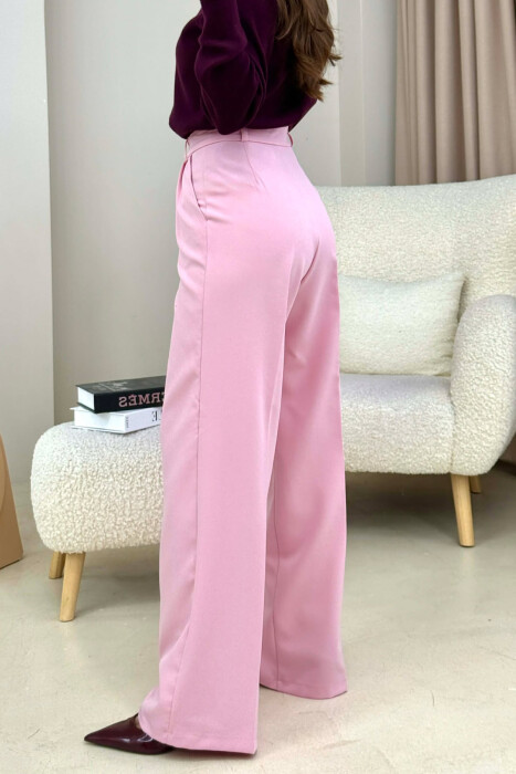 PANTALLONA TE THJESHTA NJE NGJYRESHE PER FEMRA NE NGJYRE ROZE TE ZBARDHUR - 4