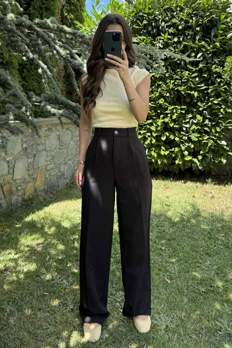 PANTALLONA TË THJESHTA NJË NGJYRËSHE PËR FEMRA NË NGJYRËN E ZEZË - 1