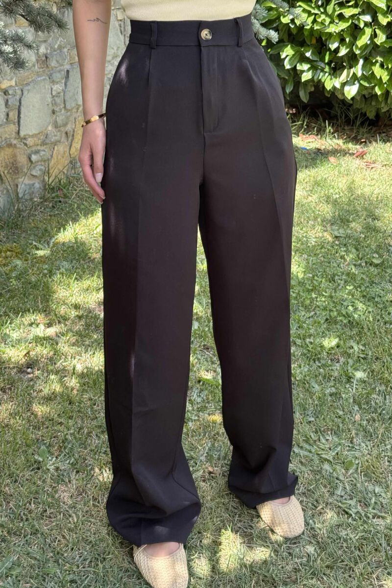 PANTALLONA TË THJESHTA NJË NGJYRËSHE PËR FEMRA NË NGJYRËN E ZEZË - 4