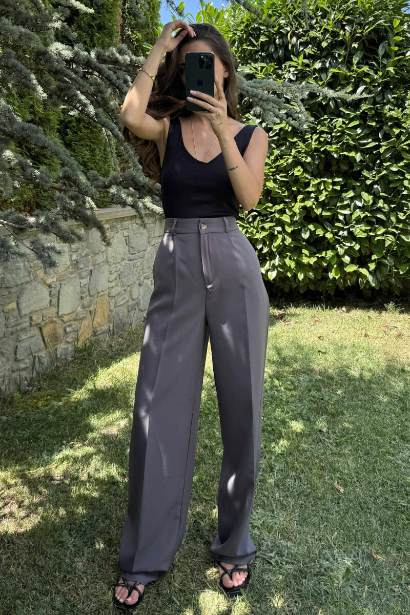 PANTALLONA TË THJESHTA NJË NGJYRËSHE PËR FEMRA NË NGJYRËN GRI E ERRËT - 1