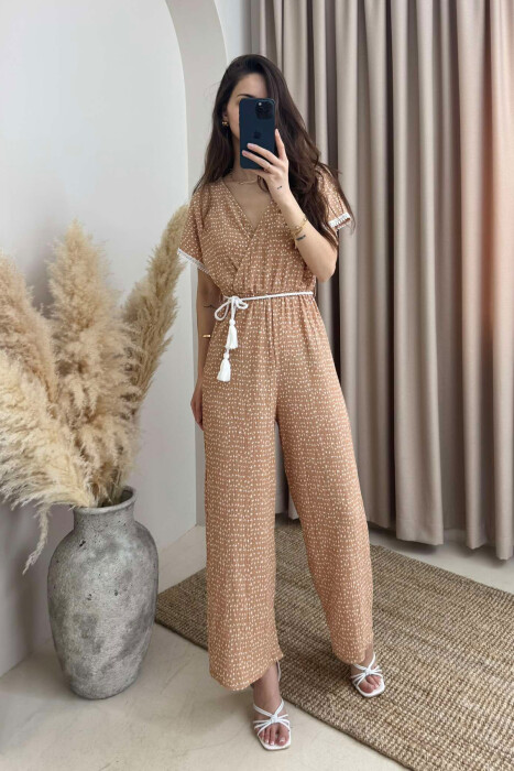 JUMPSUIT PËR FEMRA NË NGJYRËN BEZHË 
