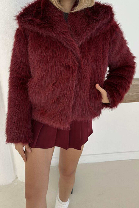 PELLUSH NJË NGJYRËSH I SHKURTËR PËR FEMRA NË NGJYRË VISHNJË - 2