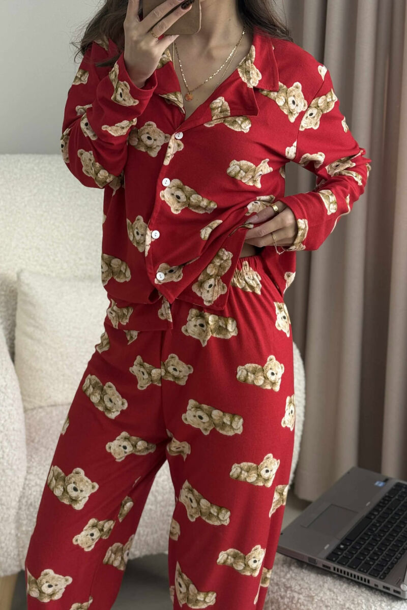 PIZHAMA ME DIZAJN ME ARUSH KEMISHE+PANTALLONA PËR FEMRA NË NGJYRË TË KUQE - 4