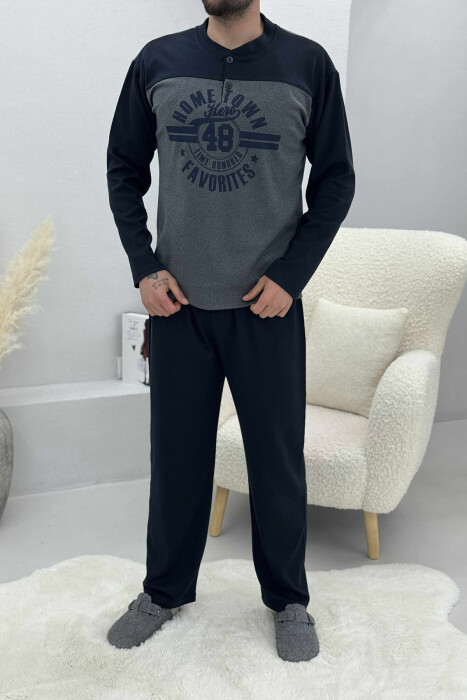 PIZHAME BLUZË ME DIZJAN NË PJESËN PARA+TUTA PËR MESHKUJ NË NGJYRË BLU TË ERRËT - 1