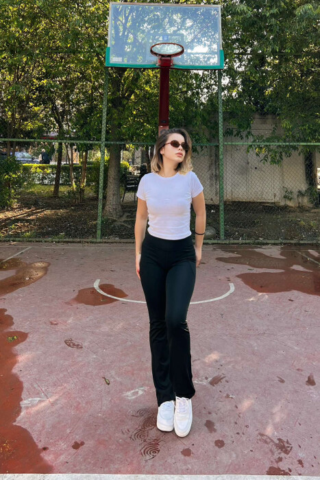 POCKETS DETAIL WIDE LEG WOMEN LEGGINGS IN BLACK COLOR - 4