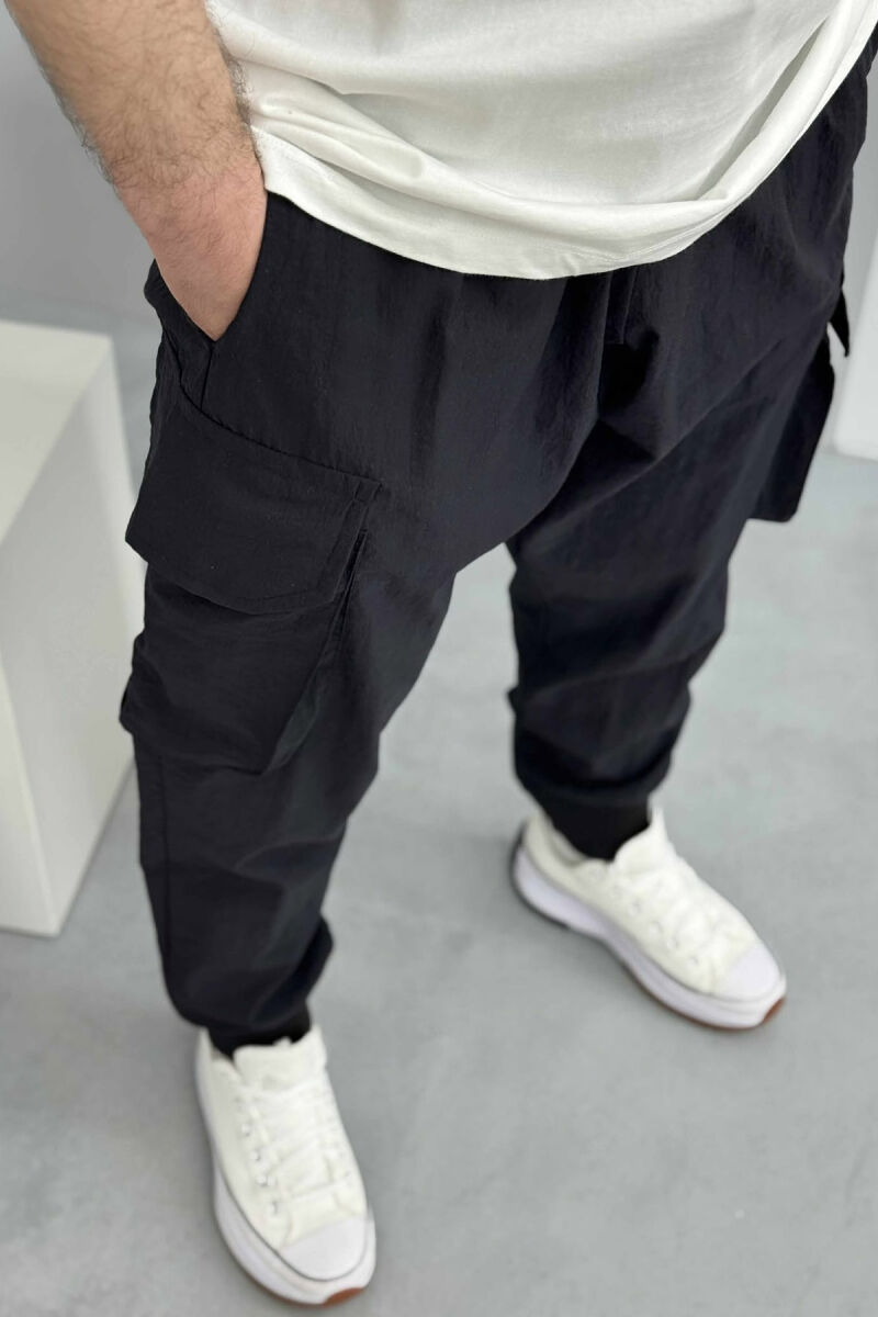 POCKETS DETAIL PARACHUTE MEN PANTS BLACK/ E ZEZE - 2