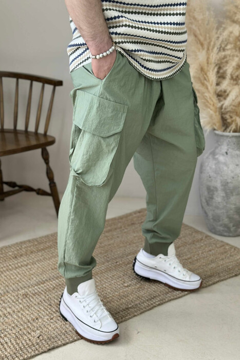 POCKETS DETAIL PARACHUTE MEN PANTS MINT/MENTE 