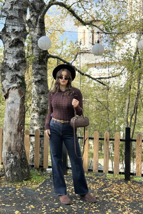 TRIKO ME JAKË POLO DHE BUTONA PËR FEMRA NË NGJYRË KAFE TË ERRËT - KLAUDIO FASHION