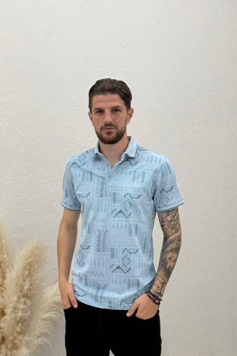 T-SHIRT ME JAKE POLO PER MESHKUJ NE NGJYRE BLU TE ZBARDHUR 