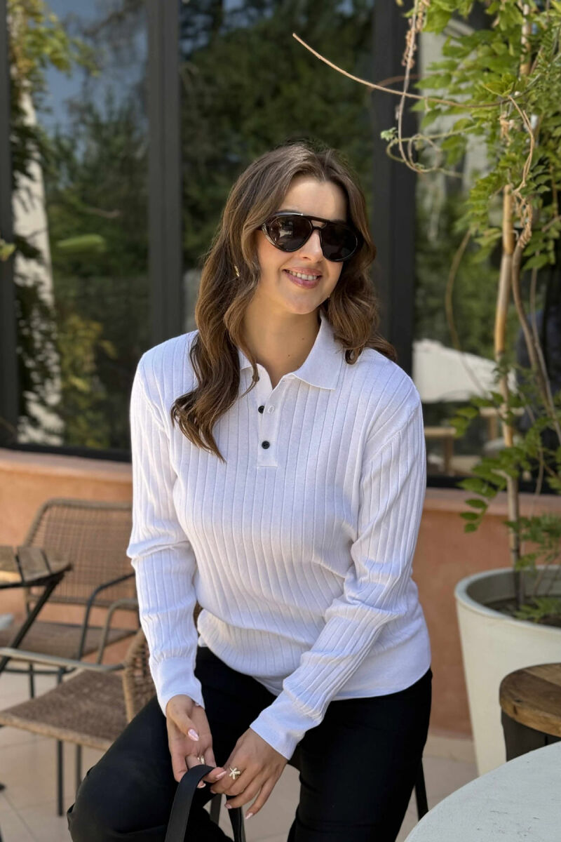 POLO NECK ONE COLOR SIMPLE WOMEN SWEATER WHITE-E BARDHE - 2
