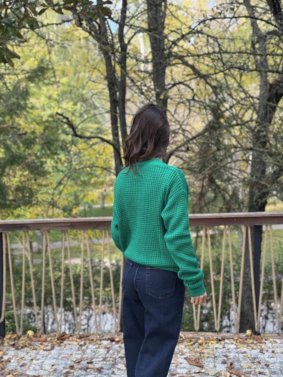 PULOVËR E THJESHTË NJË NGJYRËSHE PËR FEMRA NË NGJYRË JESHILE - 4