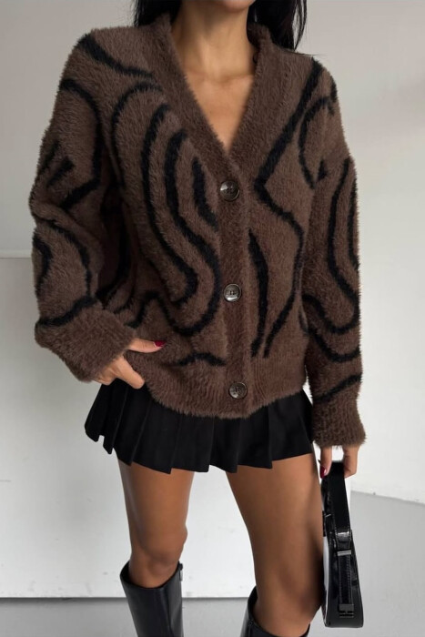 PULOVER E THURRUR ME BUTONA PER FEMRA NE NGJYRE KAFE - 3