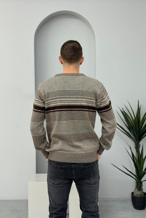 PULOVËR ME VIJA PËR MESHKUJ NË NGJYRËN KAFE E ZBARDHUR - 2