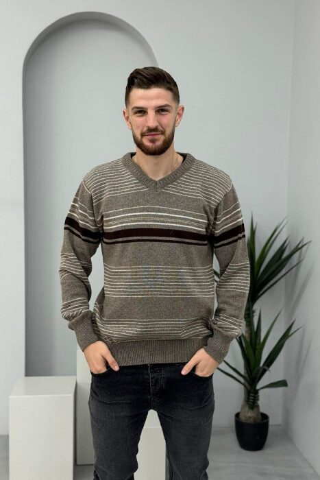 PULOVËR ME VIJA PËR MESHKUJ NË NGJYRËN KAFE E ZBARDHUR - 4