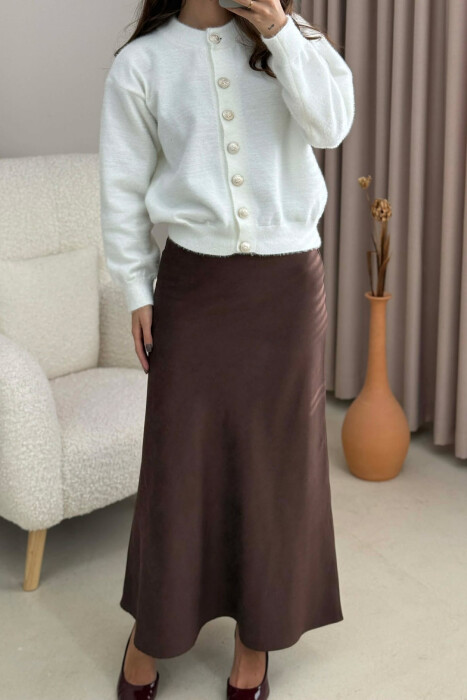 PULOVËR NJË NGJYRËSHE ME DETAJE BUTONASH PËR FEMRA NË NGJYRË TË BARDHË - 2