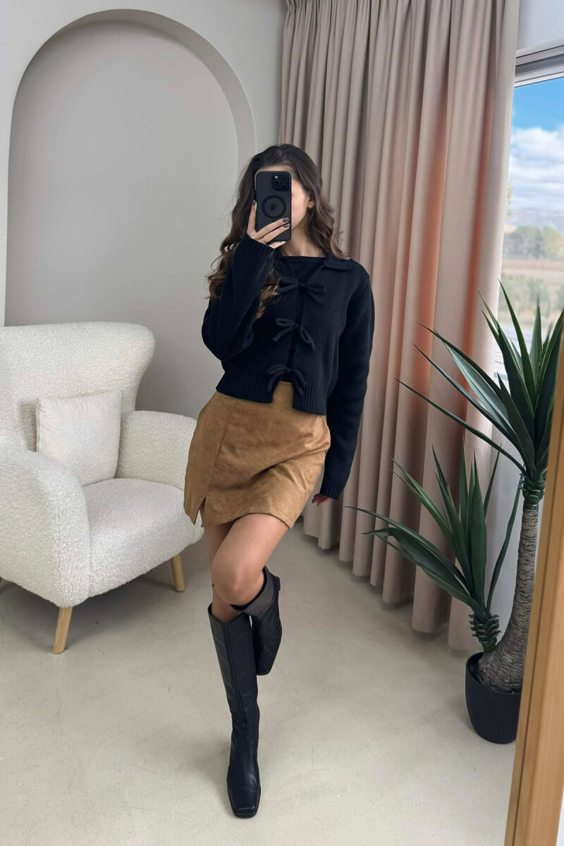 PULOVËR NJË NGJYRËSHE ME DETAJE FJONGOSH DHE LIDHËSE PËR FEMRA NË NGJYRË TË ZEZË - 5