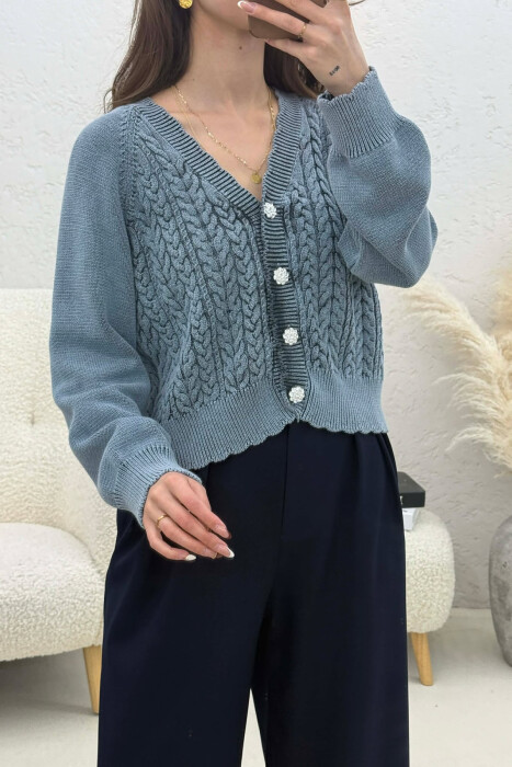 PULOVER NJE NGJYRESHE PER FEMRA NE NGJYRE BLU TE ZBARDHUR - 2