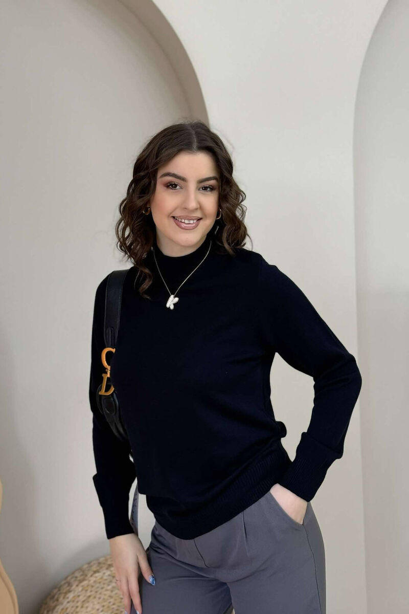 PULOVËR NJË NGJYRËSHE PËR FEMRA NË NGJYRËN BLU E ERRËT - 3