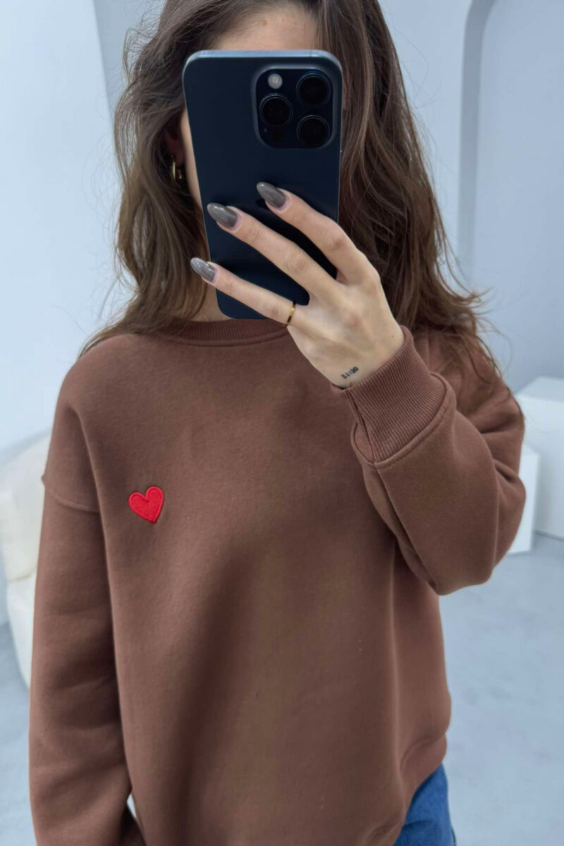 ROUND NECK HEART DETAIL WOMEN SWEATSHIRT BROWN/KAFE - 5