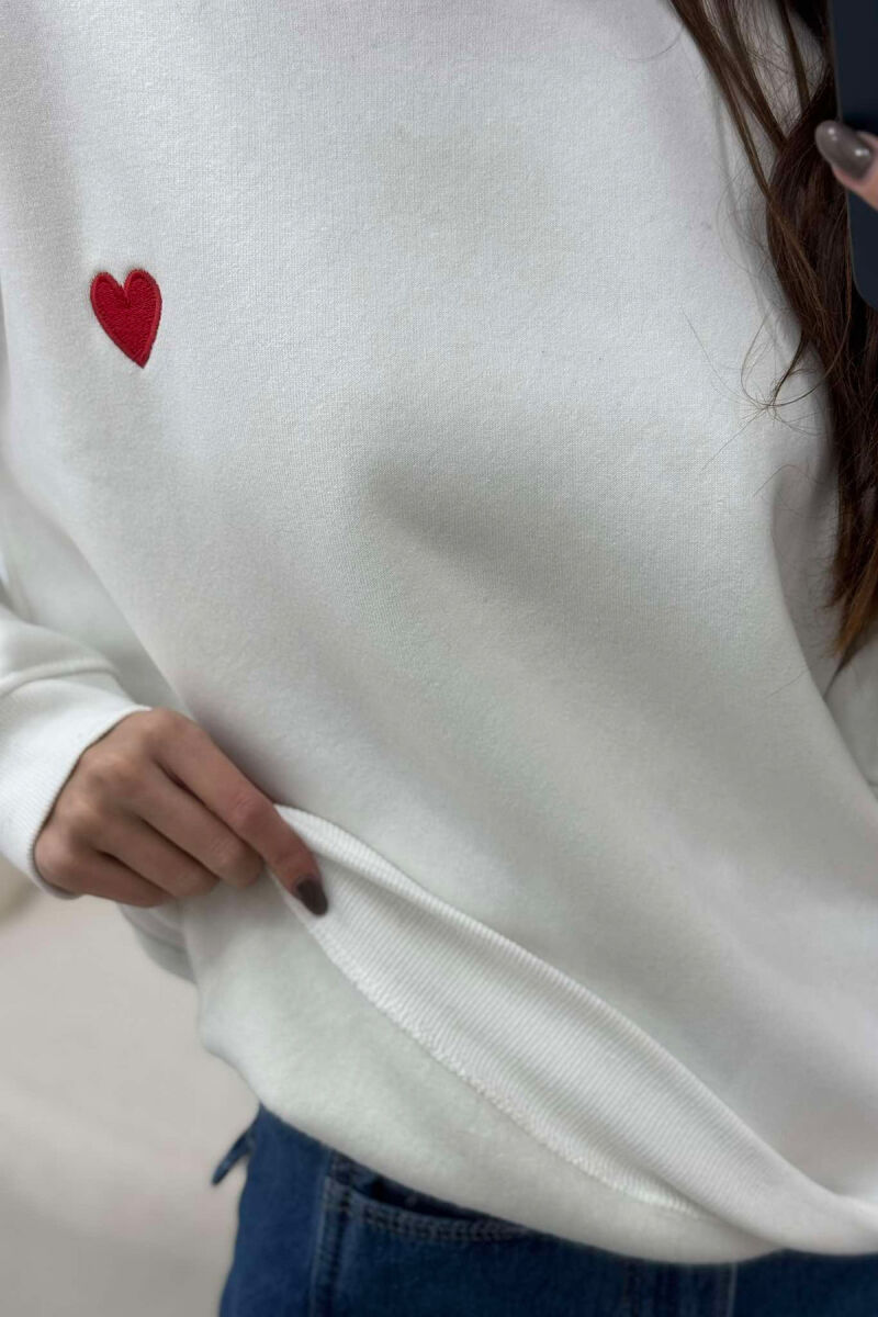 ROUND NECK HEART DETAIL WOMEN SWEATSHIRT WHITE-E BARDHE - 3