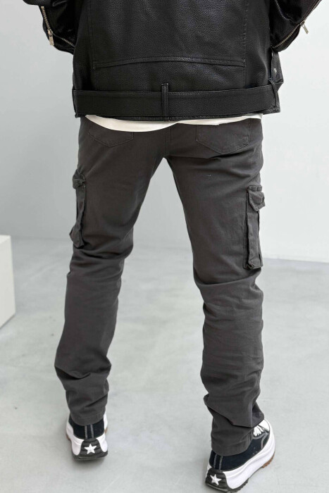 REGULAR ONE COLOR CARGO MEN PANTS IN DARK GREY COLOR - 2