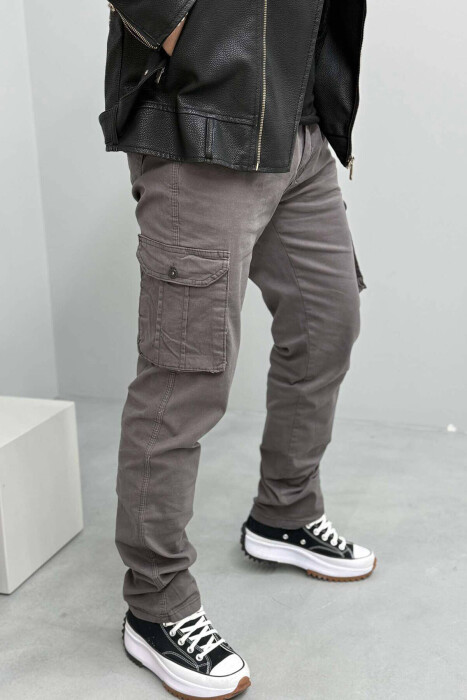 REGULAR ONE COLOR CARGO MEN PANTS IN GREY COLOR - 2