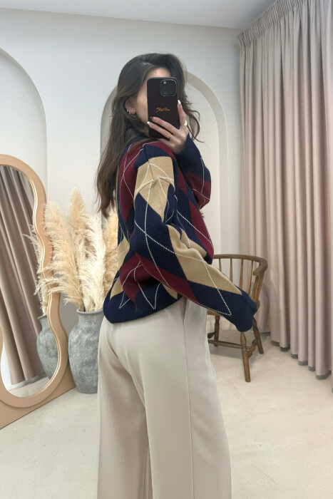 RHOMBUS DESIGN POLO BUTTONED NECK WOMEN SWEATER BLUE/BLU - 2