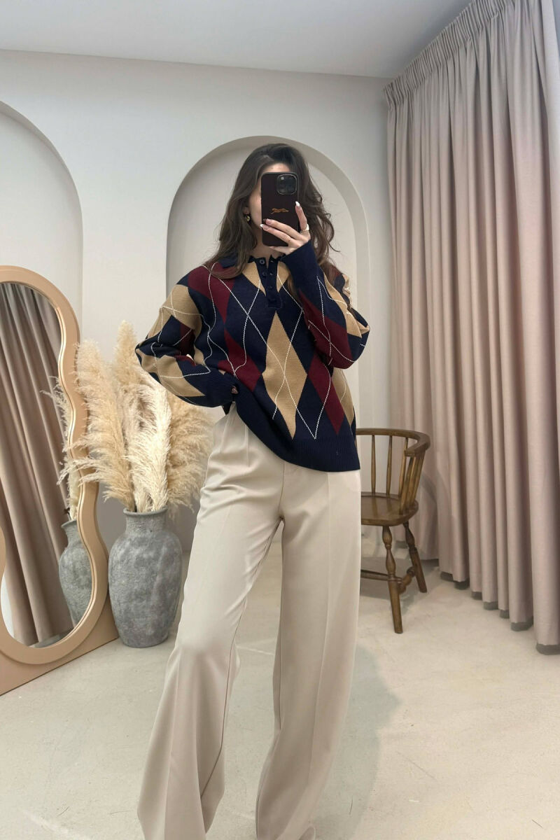 RHOMBUS DESIGN POLO BUTTONED NECK WOMEN SWEATER BLUE/BLU - 3