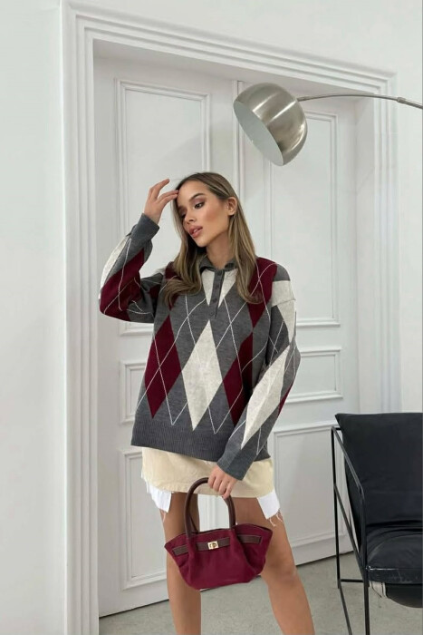 RHOMBUS DESIGN POLO BUTTONED NECK WOMEN SWEATER GREY/GRI 