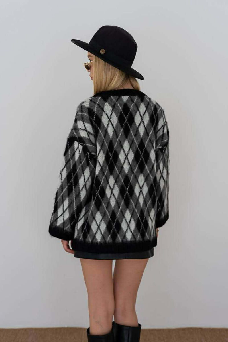 RHOMBUS DESIGN ROUND NECK WOMEN SWEATER BLACK/ E ZEZE - 3