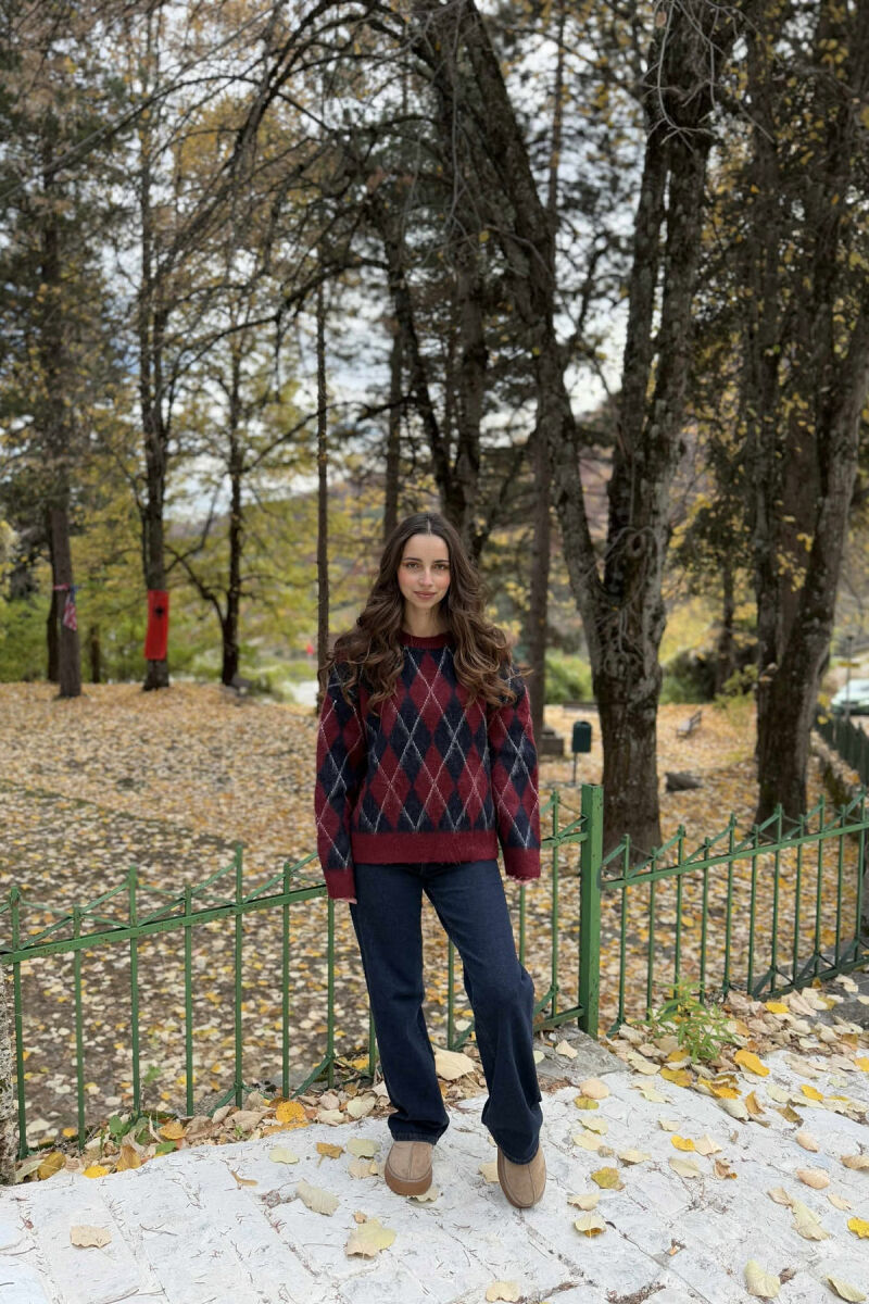 RHOMBUS DESIGN ROUND NECK WOMEN SWEATER BURGUNDY-BLUE/VISHNJE-BLU - 1