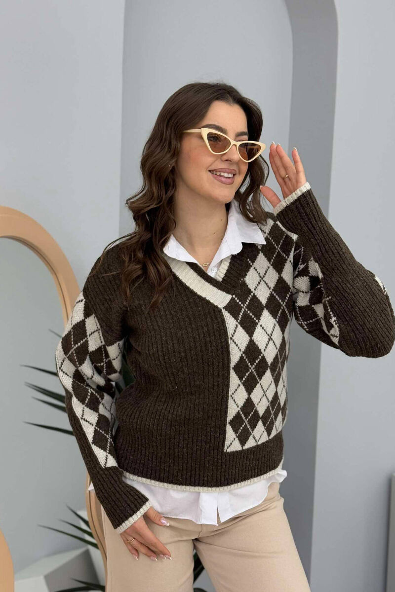 RHOMBUS DESIGN V NECK WOMEN SWEATER DARK BROWN/KAE - 6
