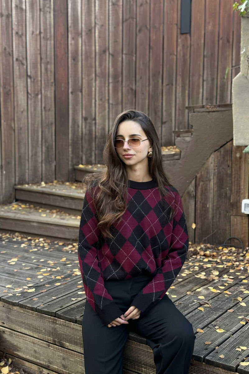 RHOMBUS DESIGN WOMEN SWEATER BLACK-BURGUNDY/ZEVI - 2