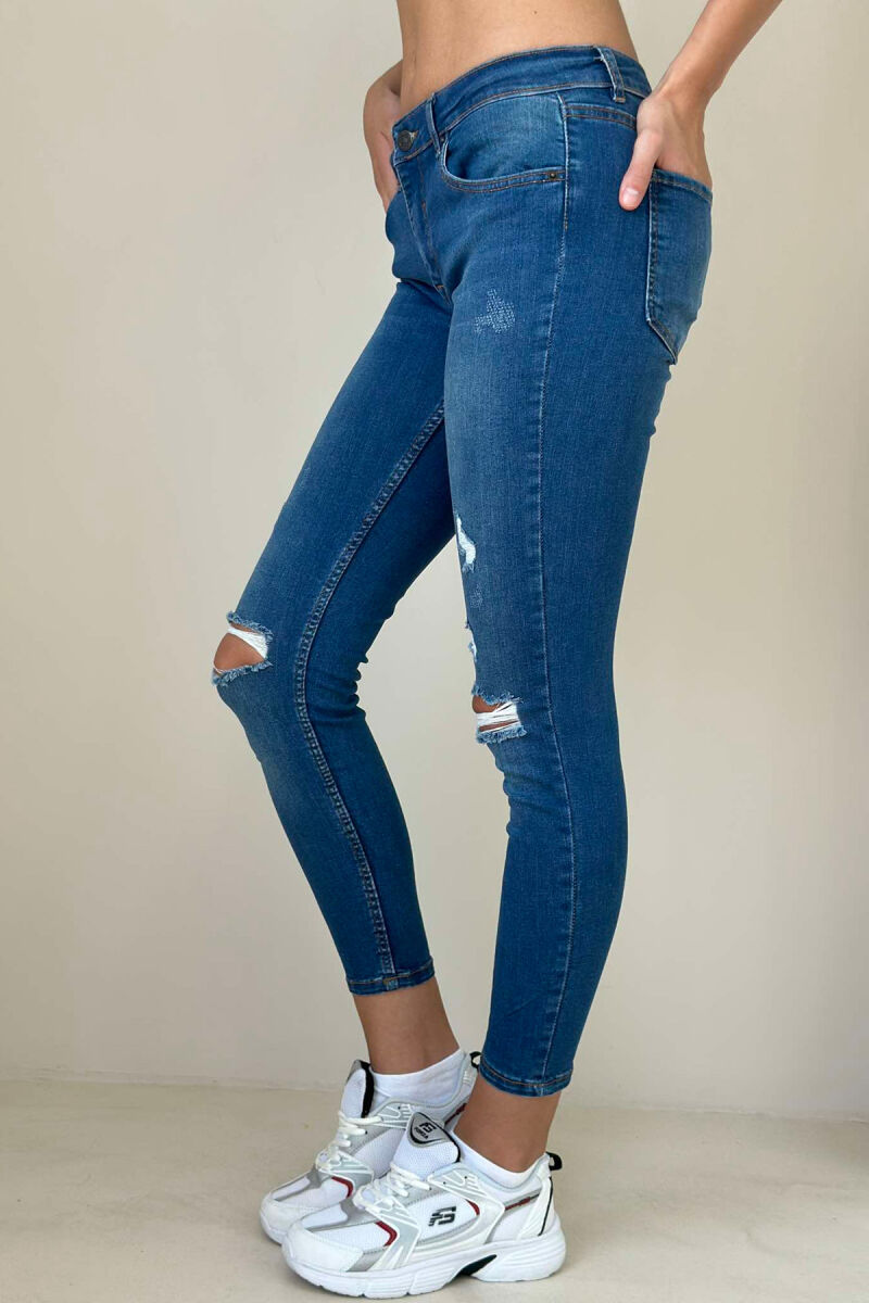 RIPPED SLIM FIT WOMEN JEANS BLUE/BLU - 3