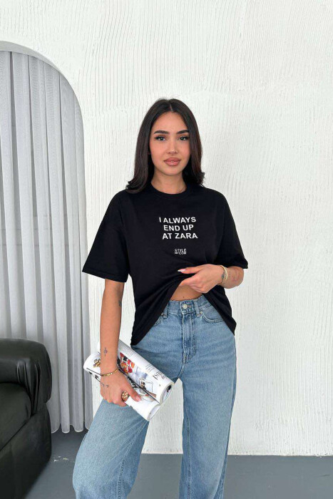 T-SHIRT ME SHKRIME PËR FEMRA NË NGJYRËN E ZEZË 