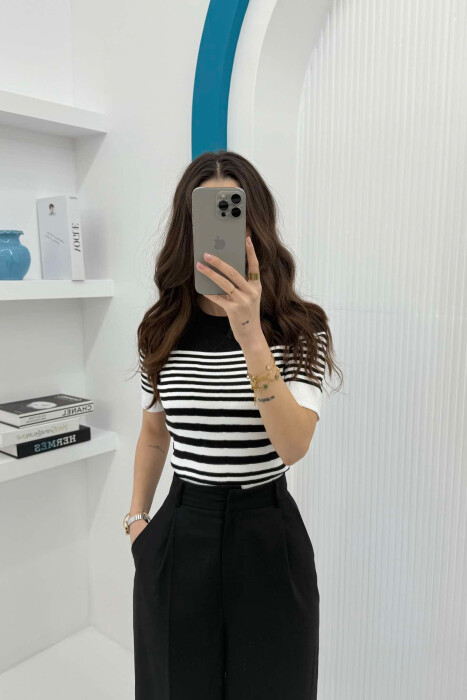 ROUND NECK HALF STRIPE DESIGN WOMEN T-SHIRT BLACK-WHITE/ZEBA - 2