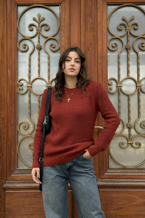 ROUND NECK KNITTED ONE COLOR WOMEN SWEATER BRICK/TULLE - 2