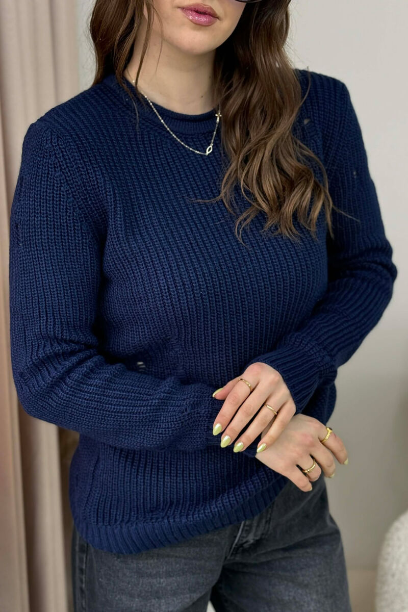 ROUND NECK KNITTED ONE COLOR WOMEN SWEATER DARK BLUE/BEE - 4