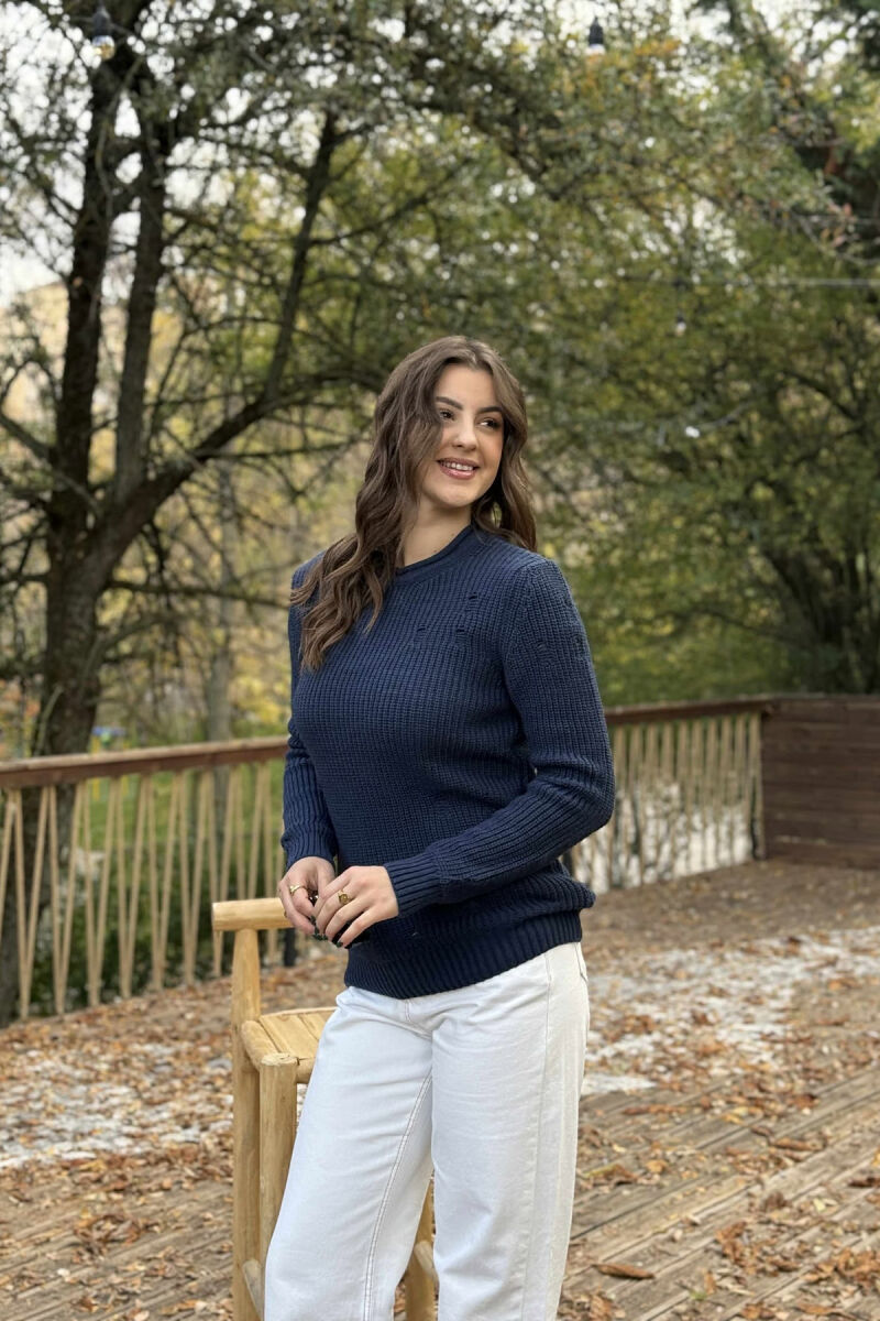 ROUND NECK KNITTED ONE COLOR WOMEN SWEATER LIGHTBLUE/BZ - 4