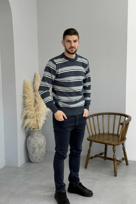 TRIKO E THURRUR ME JAKE TE RRUMBULLAKET DHE DIZAJN VIJASH PER MESHKUJ NE NGJYRE BLU - KLAUDIO FASHION