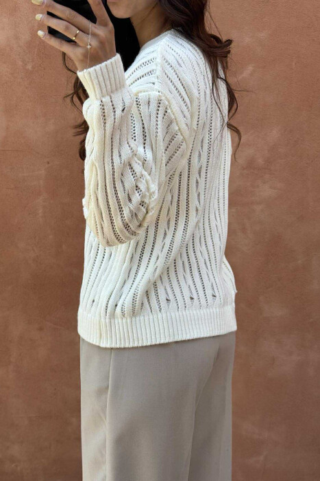 ROUND NECK KNITTED WOMEN SWEATER WHITE-E BARDHE - 4