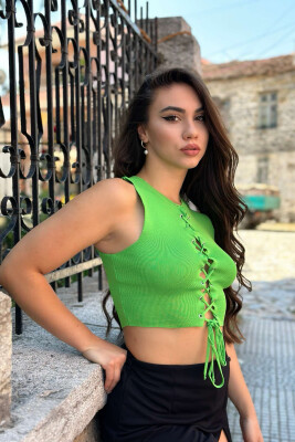 ROUND NECK LACY WOMAN TOP LIGHT GREEN/JEZB - 1