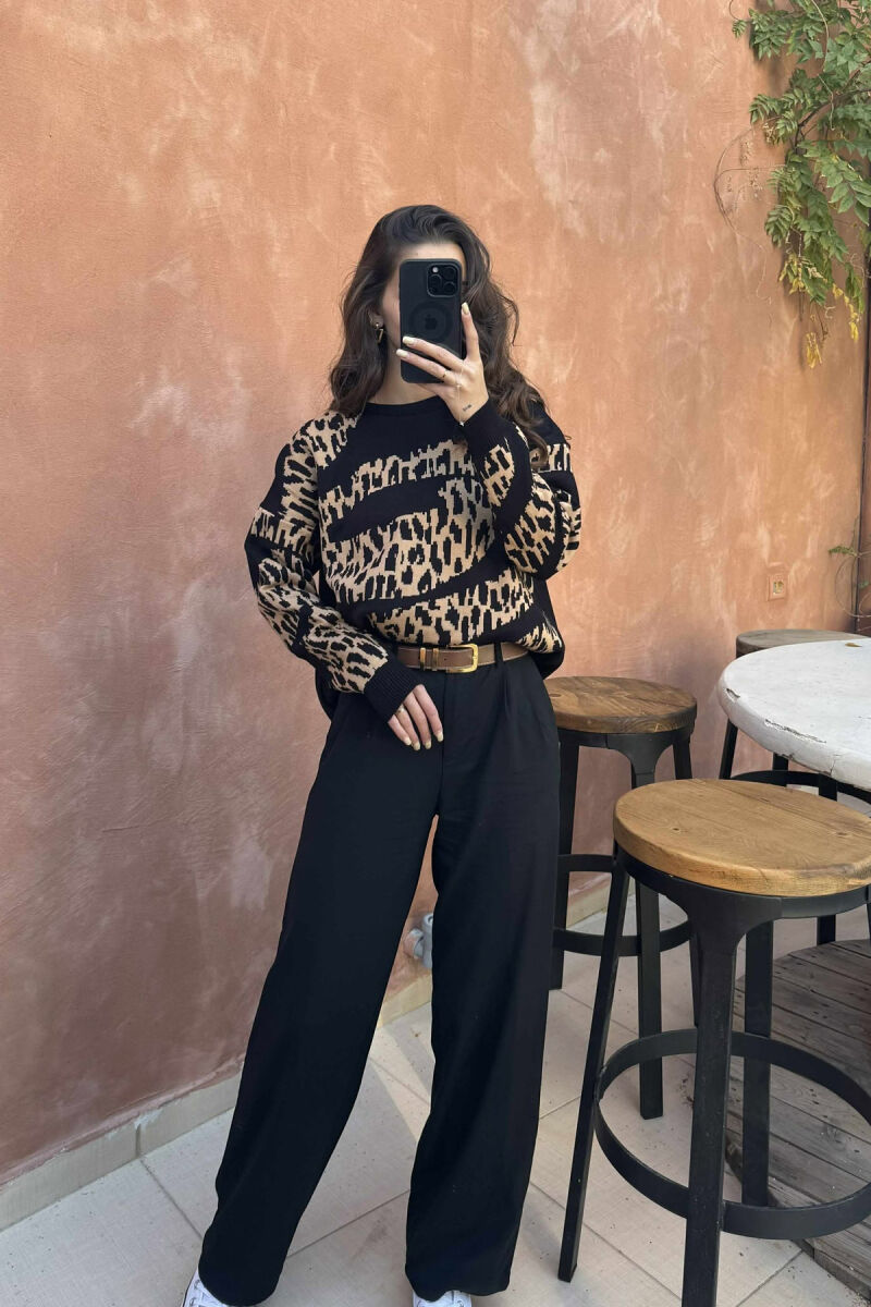 ROUND NECK LEO DESIGN WOMEN SWEATER BLACK/ E ZEZE - 1