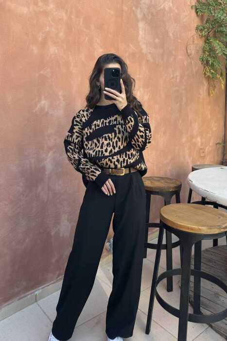 ROUND NECK LEO DESIGN WOMEN SWEATER BLACK/ E ZEZE 